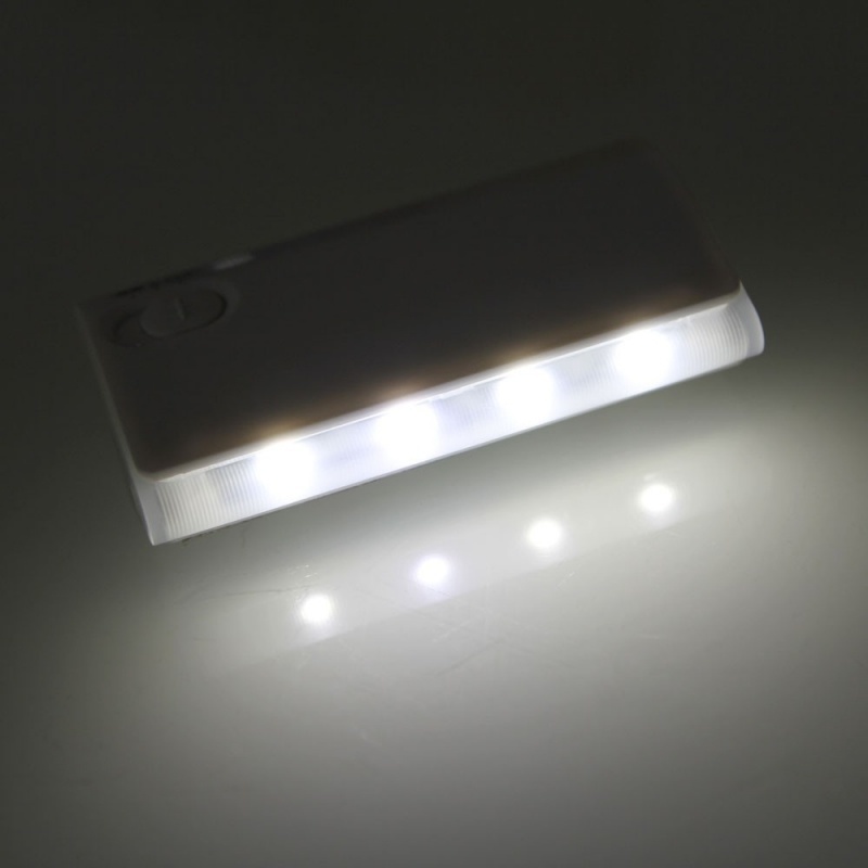 2X H4 3528 68-SMD LED 6500K 310-Lumen White Fog Light Bulb
