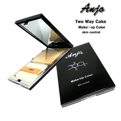【クリックでお店のこの商品のページへ】[Anjo]Two Way Cake Make-Up Color skin control[ツーウェイケーキメイクアップカラースキンコントロール][韓国化粧品]＋無料サンプル＋送料無料