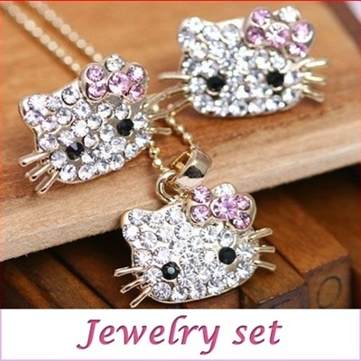 【クリックで詳細表示】[Made in Korea] Jewelry set / S036 18K Gold Plated KITTY Earrings Necklace Set / Use SWAROVSKI Crystal