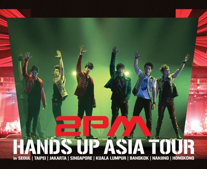【クリックでお店のこの商品のページへ】2PM - HANDS UP ASIA TOUR DVD (2DISC) ＋ PhotoBook ＋ FreeGift