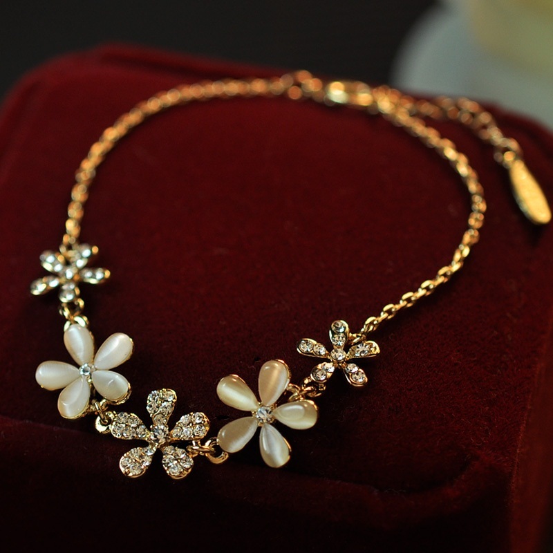【クリックで詳細表示】気質エレガントなダイヤモンド5花のブレスレット韓国の韓国人女性のファッションジュエリーのセン学科贈り物E1110