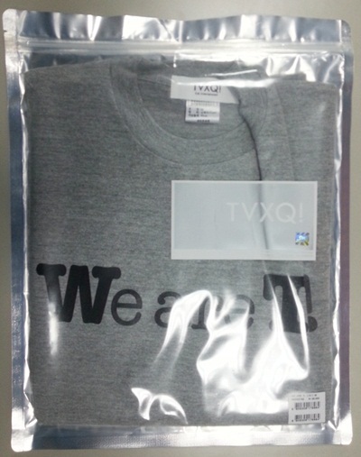 【クリックで詳細表示】在庫有り☆★SM公式グッズ 東方神起 We are T！ T-shirt (Gray)半袖 TVXQ 全国送料無料