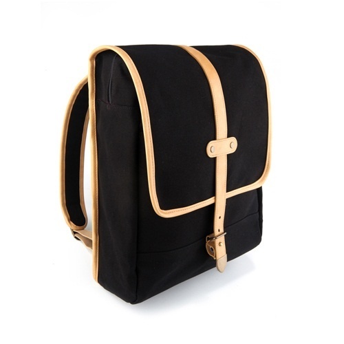 【クリックでお店のこの商品のページへ】[LODIS]backpack Black color男女共用バックパックブラックカラー