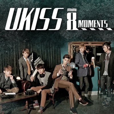 【クリックでお店のこの商品のページへ】[葉書Type Photobook 30P] U-Kiss (ユーキス) ― MOMENTS [8st Mini Album]