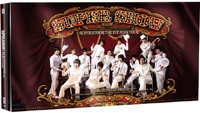 【クリックで詳細表示】SUPER JUNIOR - 1ST CONCERT： SUPER SHOW [ 2 DVD ＋ 52p Photobook ＋ SJ Socks ]