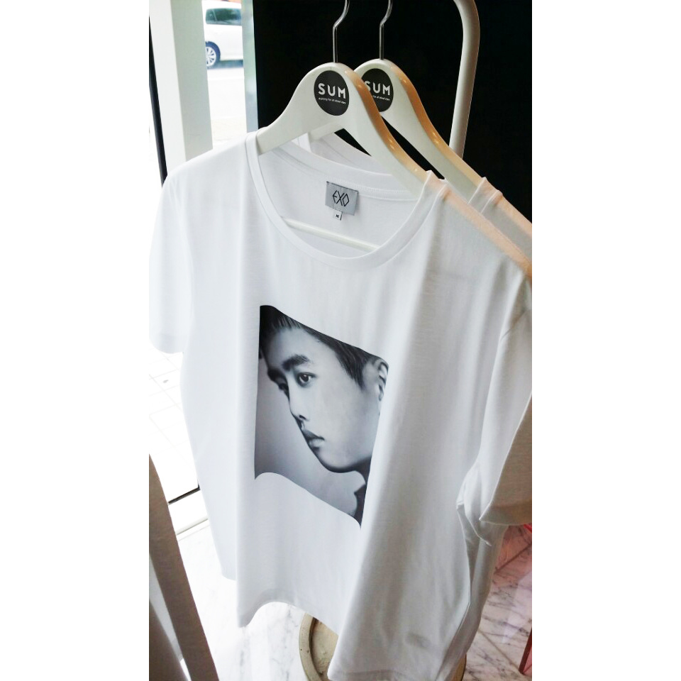 【クリックでお店のこの商品のページへ】SM Entertainment[NEW]SMTOWN COEX Artium EXO Exoclusive Official Photo Printed White T-Shirts