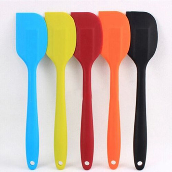 https://gd.image-gmkt.com/CAKE-CREAM-BUTTER-SPATULA-MIXING-BATTER-SCRAPER-BRUSH-SILICONE/li/692/096/476096692.g_350-w-et-pj_g.jpg