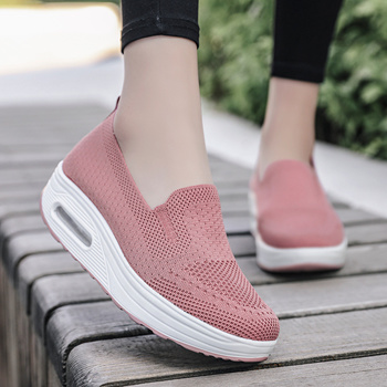 Walking shoes hot sale with cushion