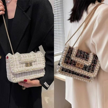 Qoo10 - Hand-Knitted Handle : Bag & Wallet