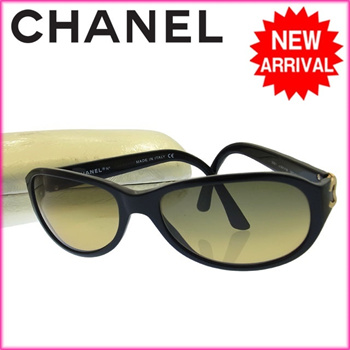 CHANEL 5279-A round circular COCO Mark sunglasses black plastic Women