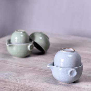 https://gd.image-gmkt.com/CHINESE-KUNG-FU-TEA-SET-GREEN-CERAMIC-PORTABLE-TEAPOT-SET-OUTDOOR/li/549/953/1310953549.g_350-w-et-pj_g.jpg