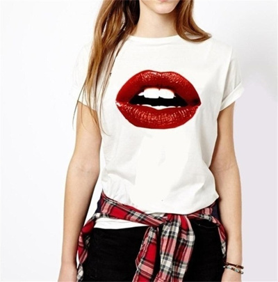 lip print t shirt