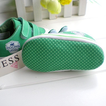 Guess hot sale boys shoes