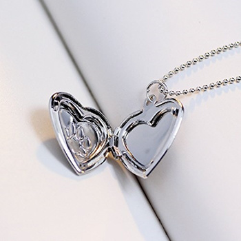 print heart locket picture