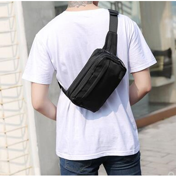 Qoo10 - Messenger Bag : Men's Accessories