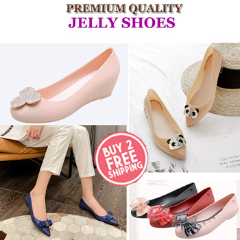 Rainy on sale shoes women