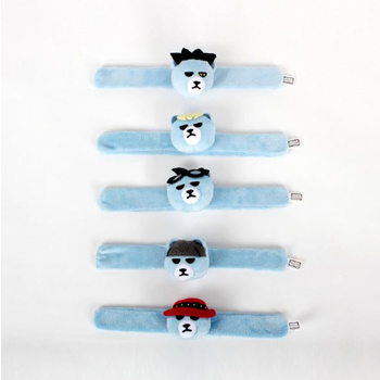 Qoo10 - KRUNK X BIGBANG BAEBAE WRIST TOY / Big Bang List Toy