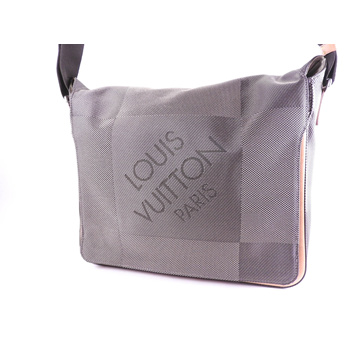 Qoo10 - LOUIS Wallet : Bag/Wallets