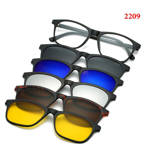 Qoo10 - ★ Magnetic Clip On Sunglasses ★ Changeable Len Color Screen ...