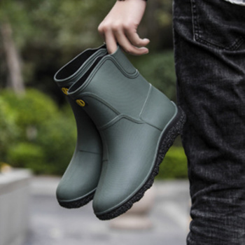 Crocs rain sale boots mens