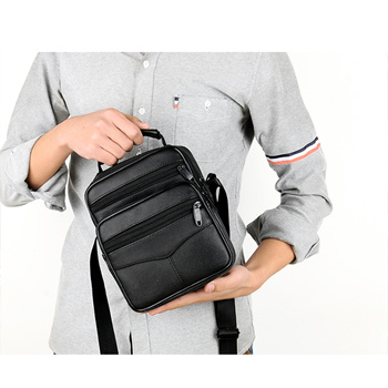 Qoo10 - Messenger Bag : Men's Accessories