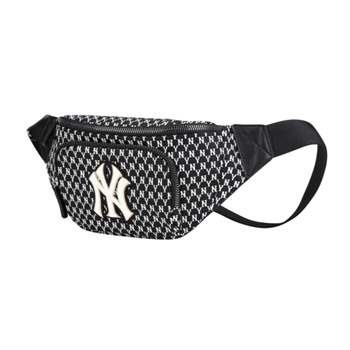 Qoo10 - MLB KOREA Monogram Jacquard Bucket Bag : Bag & Wallet