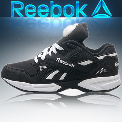 the reebok pump shoe
