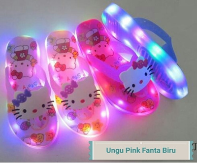 Download 860 Gambar Hello Kitty Anak Paling Bagus 