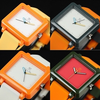 Valentino sales couple watch