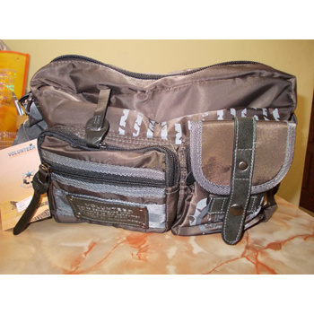 Volunteer sling online bag