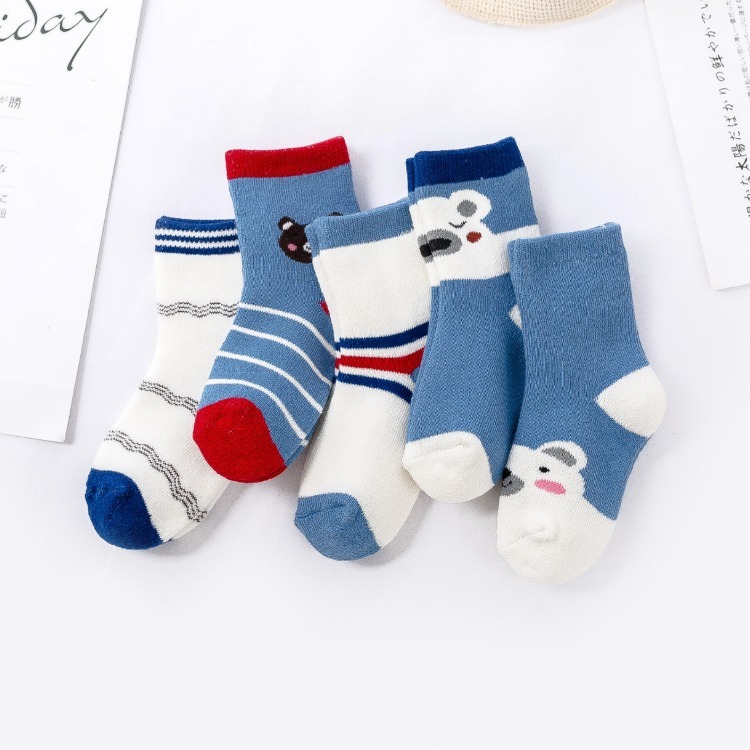 Qoo10 - winter socks : Accessories