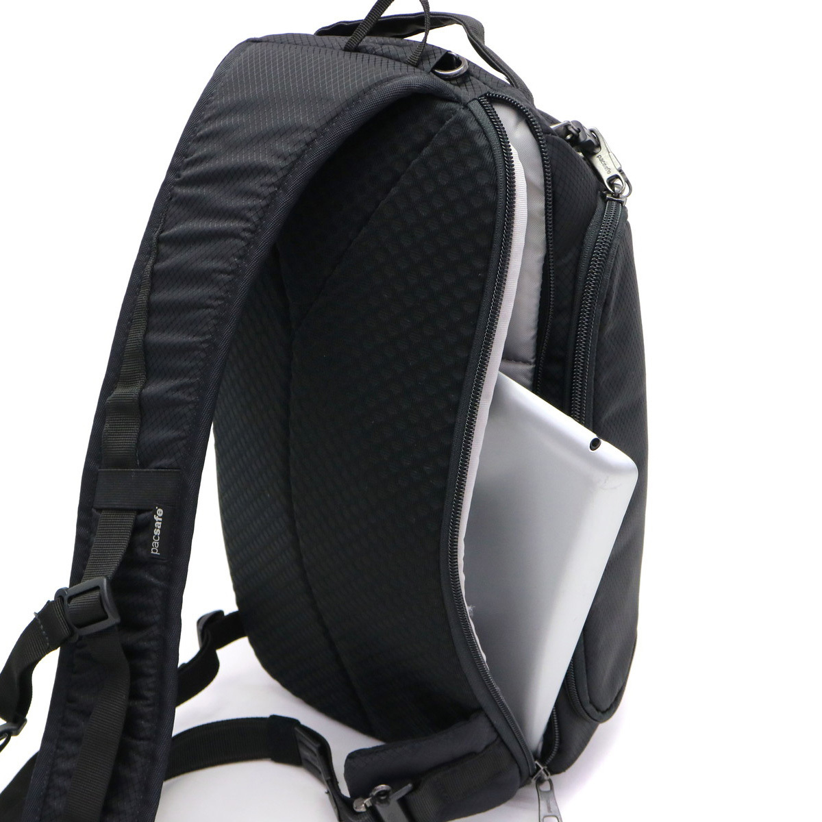 pacsafe camsafe x sling