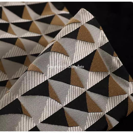 Qoo10 - sale Diphylleia Modern Triangle Geometric Jacquard Pillowcase  Luxury C : Household & Bedd