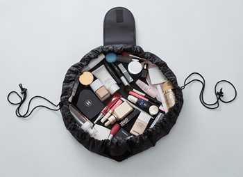 quo makeup bag