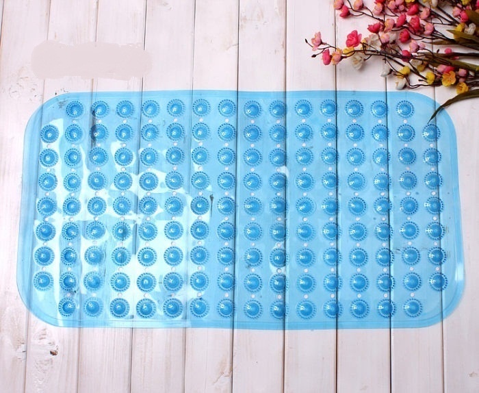 sticky bath mat