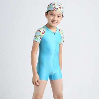 Qoo10 - Boys Swimsuit : Kids Fashion