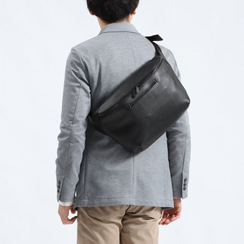Qoo10 - Faro Body Bag FARO Waist Pouch 1_B05_01 Smart Sling Bag