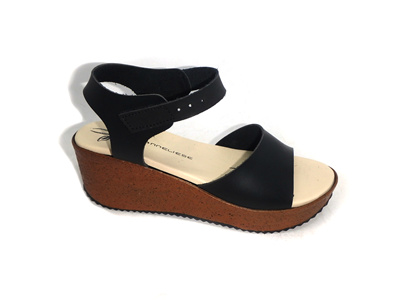 Anneliese sendal wedges wanita Danita 1