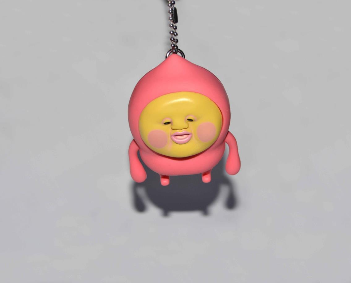 Cute funny kobito-dukan Anime Key Chain Cobit Zukan Kakure Momojiri Peach Bottom