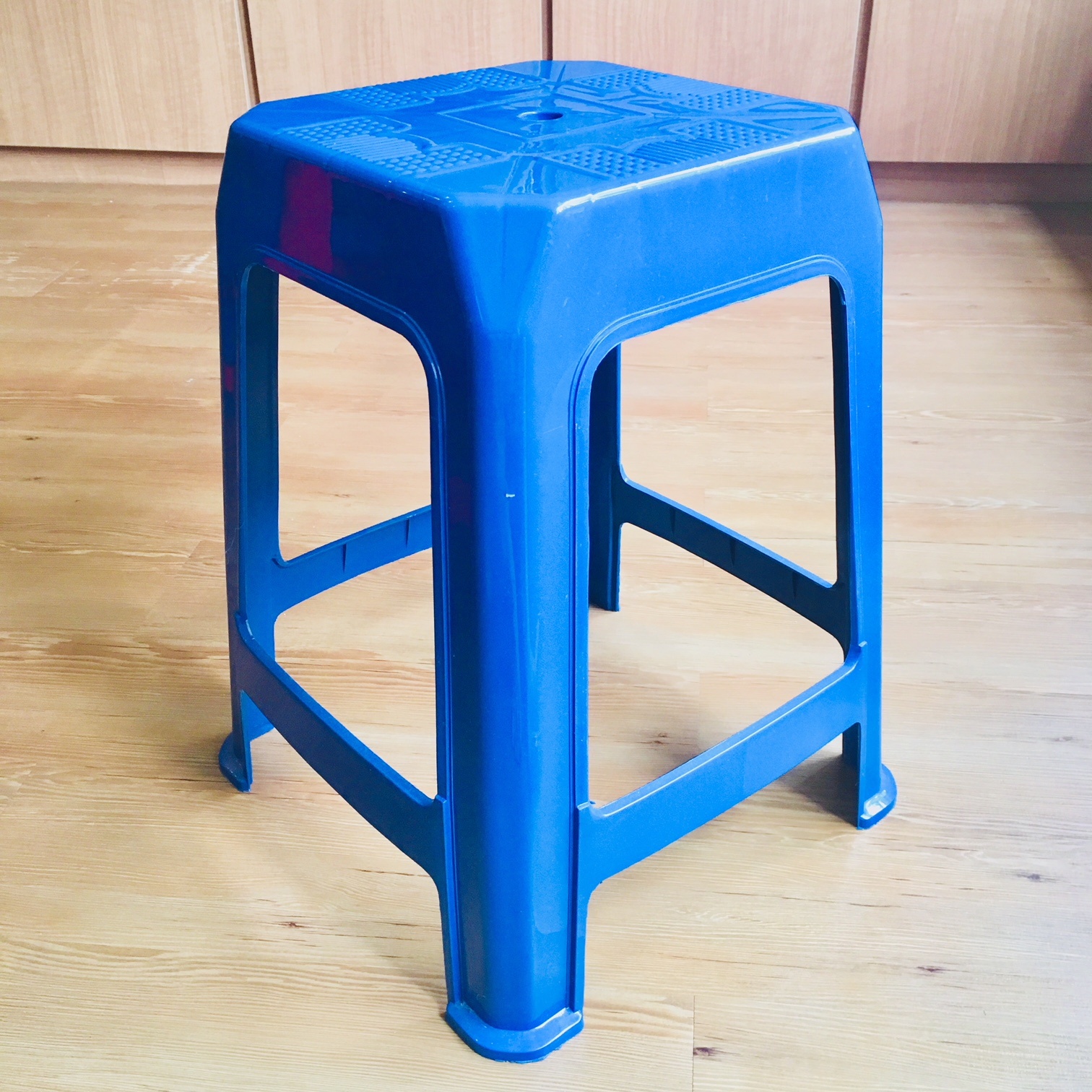 Qoo10 - Plastic Stool chair : Furniture & Deco