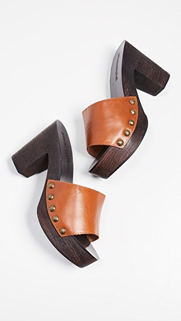 block heel clogs