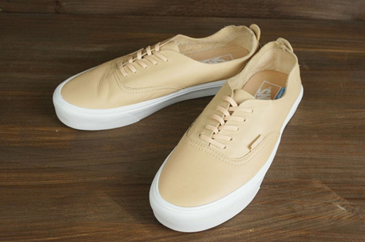 new arrival vans