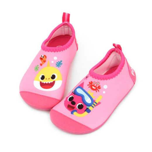 Qoo10 PINKFONG water shoes Men s Accessories