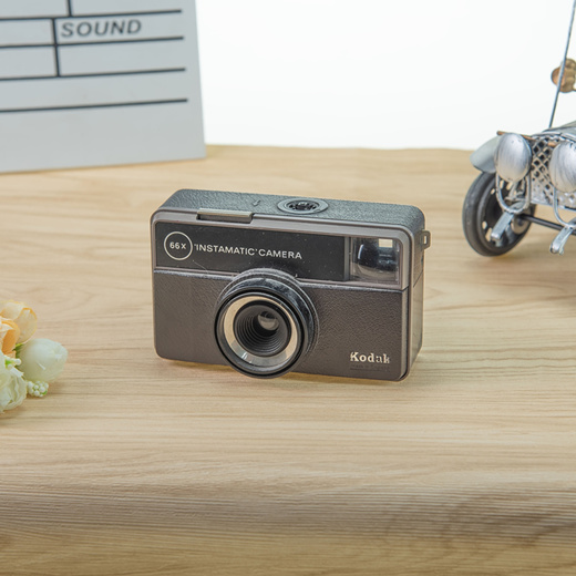 kodak 66x instamatic camera