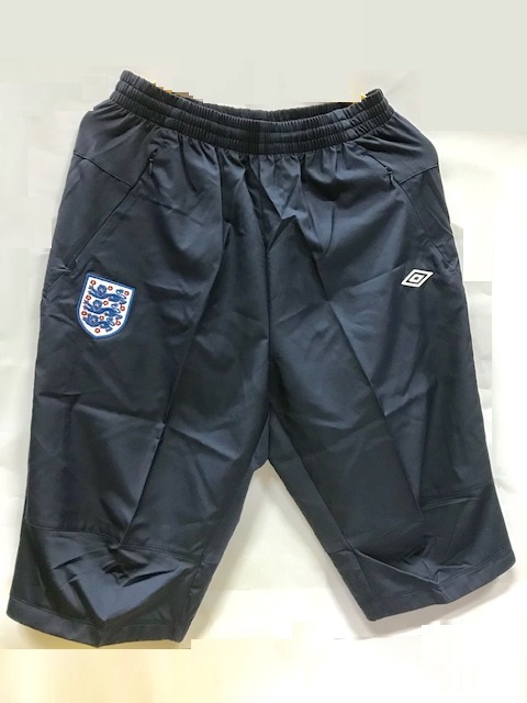 umbro three quarter shorts