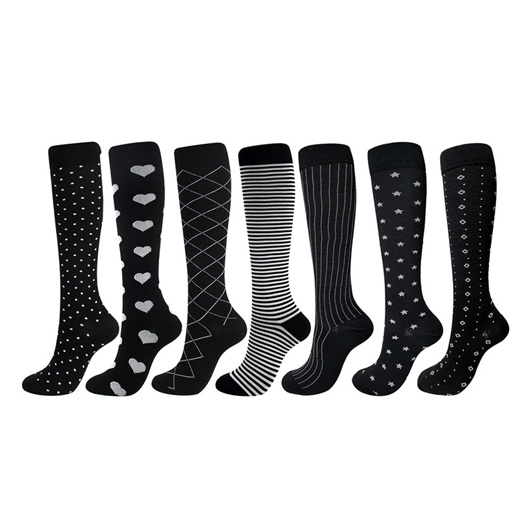 Qoo10 - outlet SPORT Outdoor Calf Socks Sports Socks Compression Polkadot  Fash : Household & Bedd