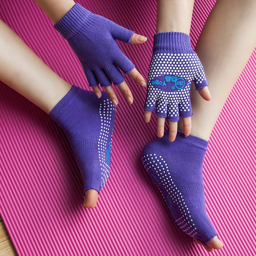 yoga gloves and socks