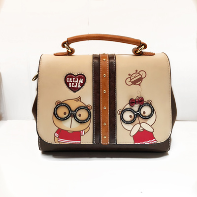 Qoo10 - Cream Bear Crossbody : Bag & Wallet