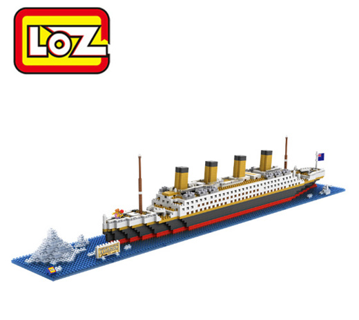 titanic toy boat