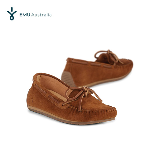 womens moccasin shoes